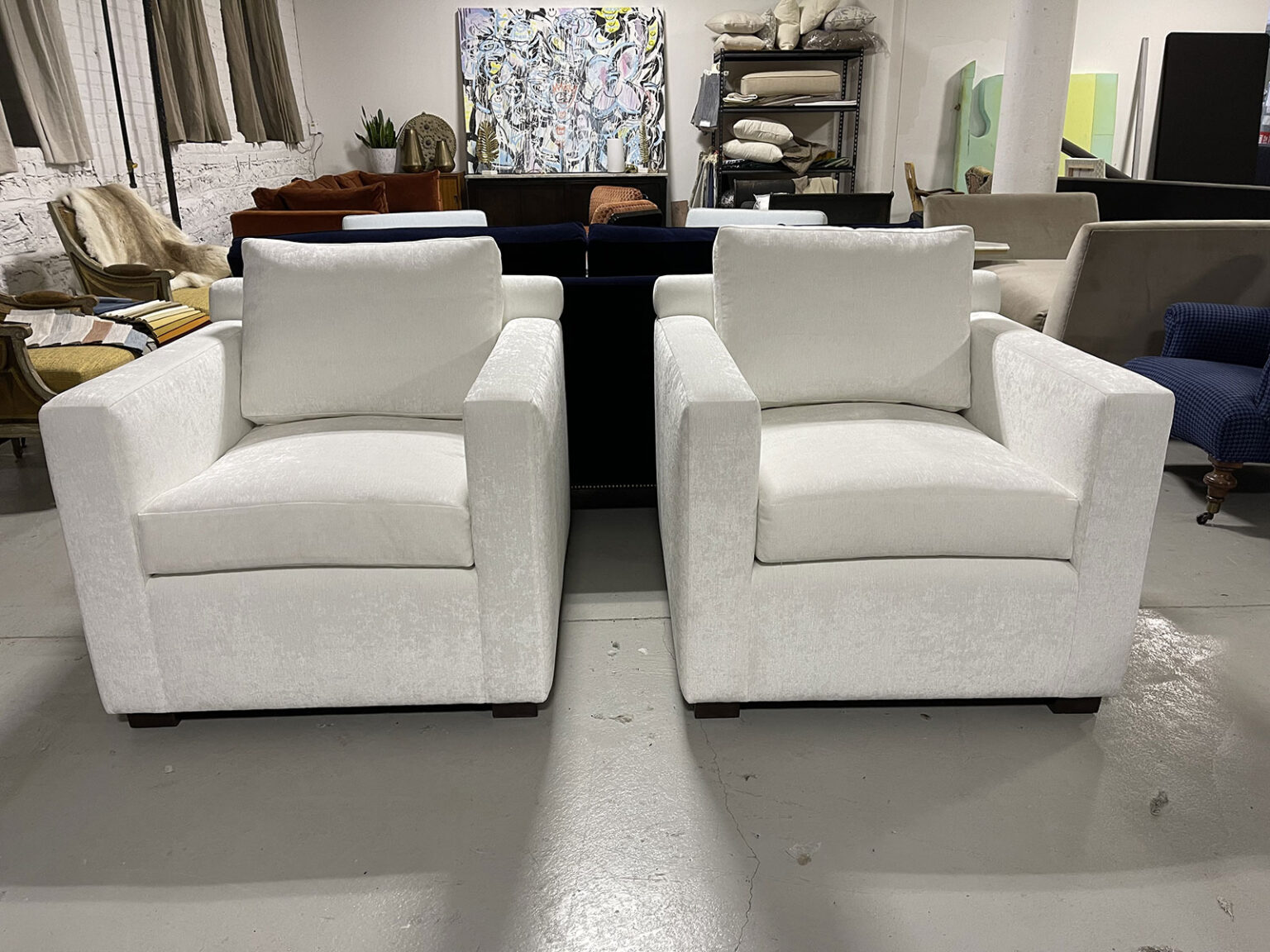 FLOOR MODEL SALE Classic Sofa