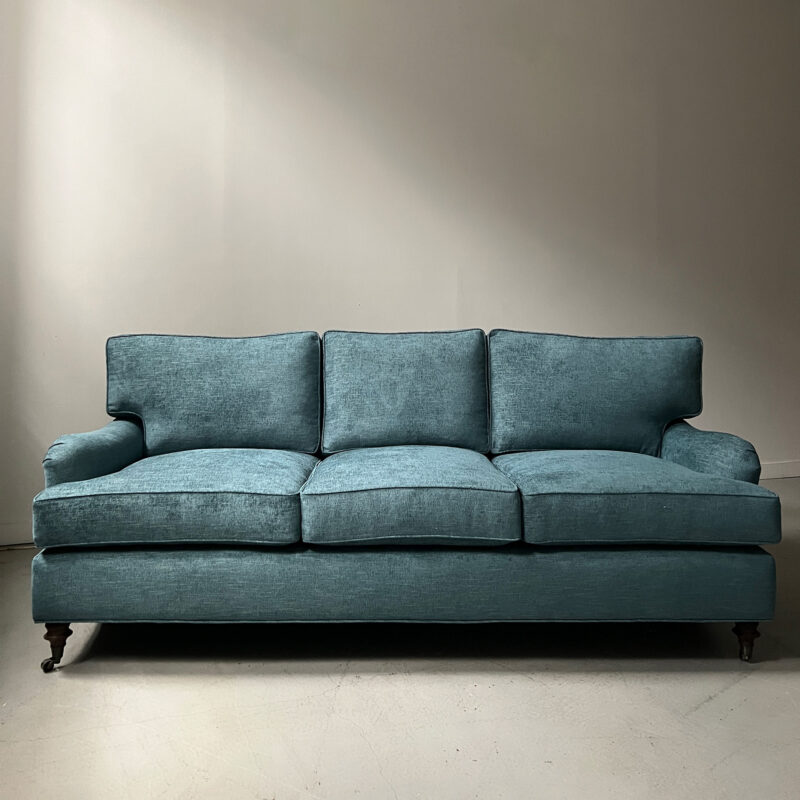 Loose Back Buckingham